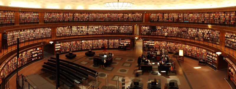 Potraktuj wizytę w bibliotece jak prawdziwą wycieczkę!